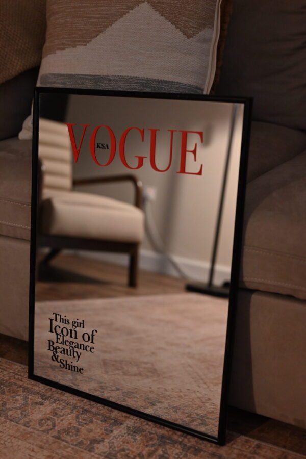 DSC_0492 مرآة فوغ VOGUE كبيرة